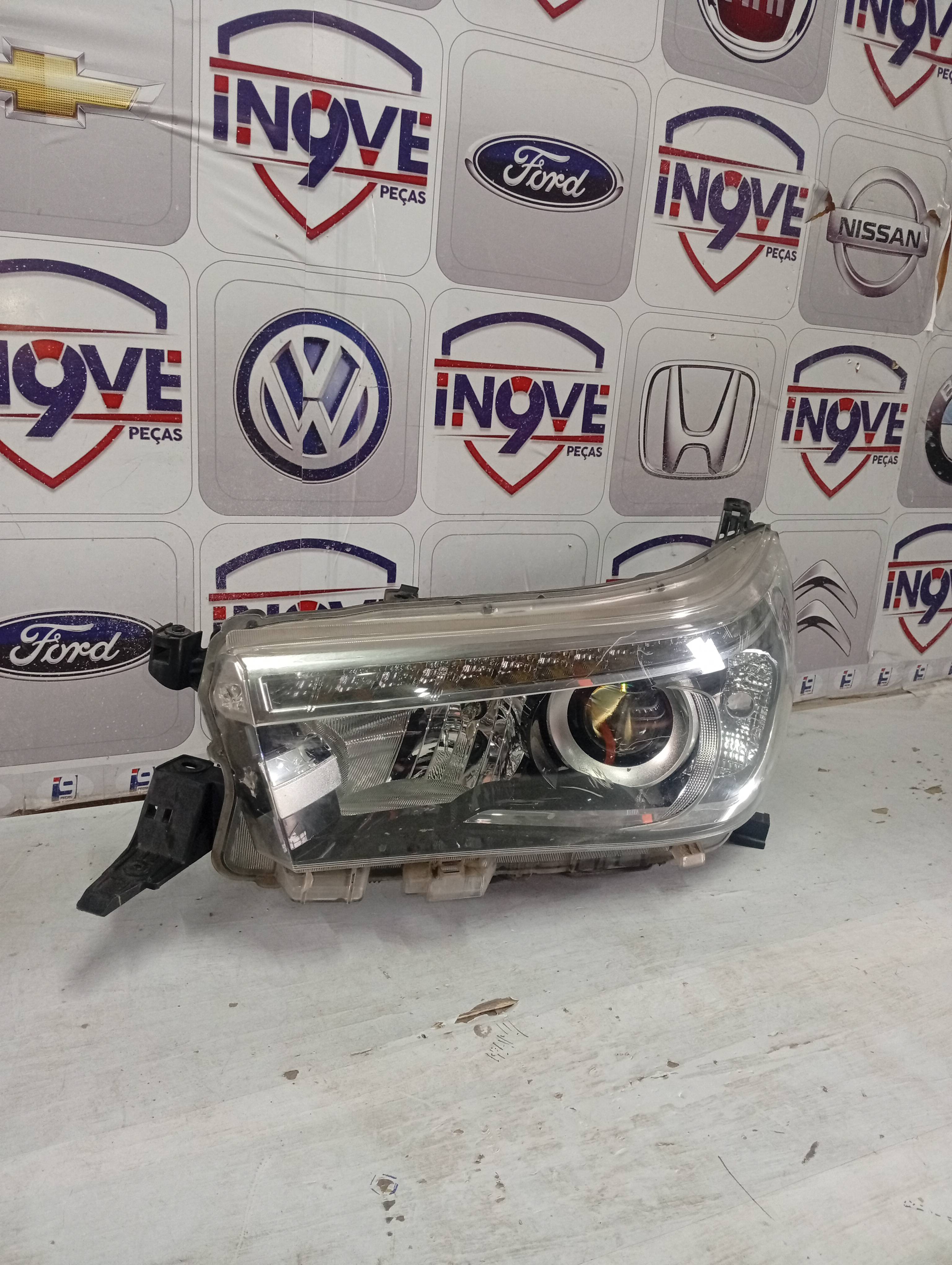 Farol LED Toyota Hilux SRX 2016-2019 - Imagem 2