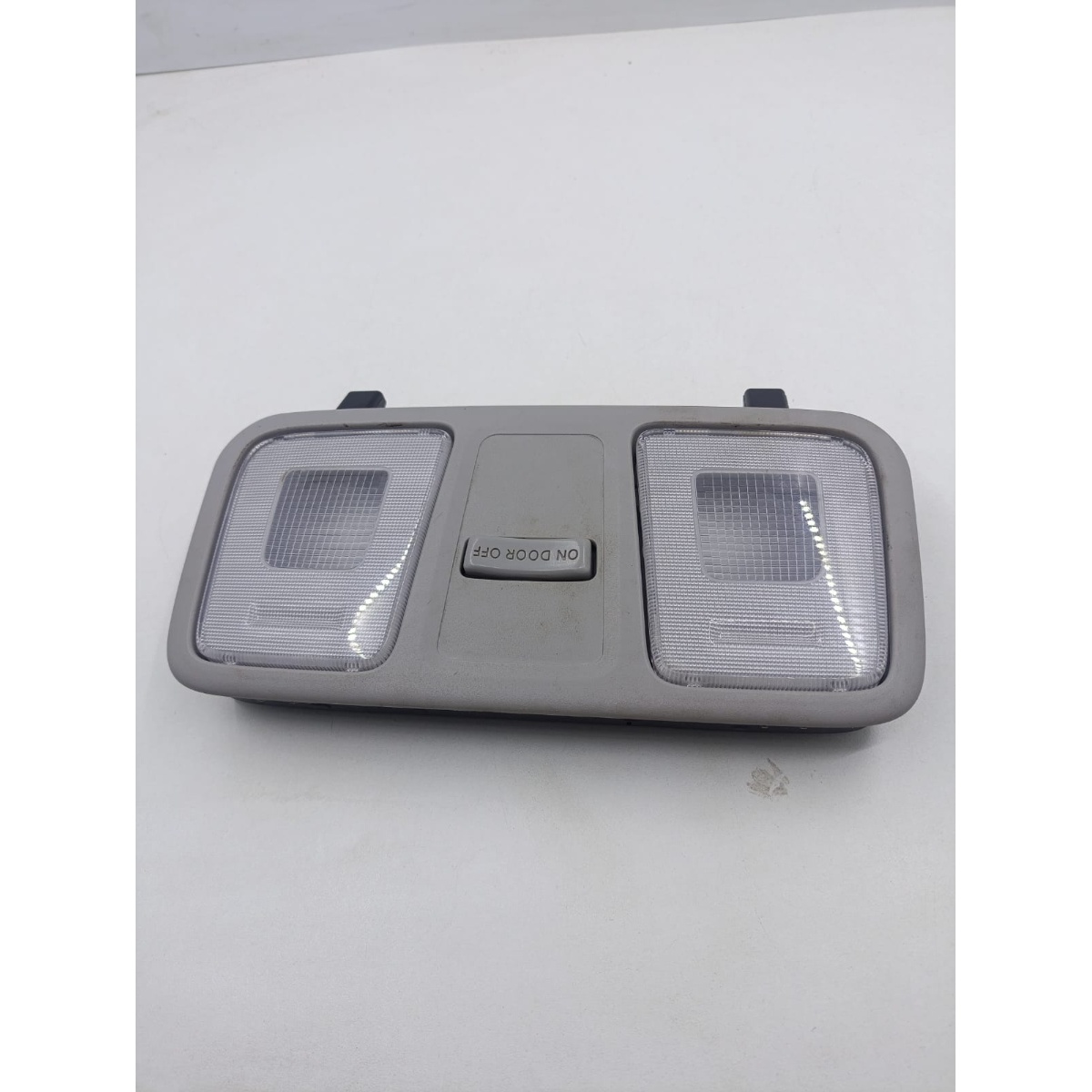Luz Teto Cortesia Hyundai HB20 - Imagem 2