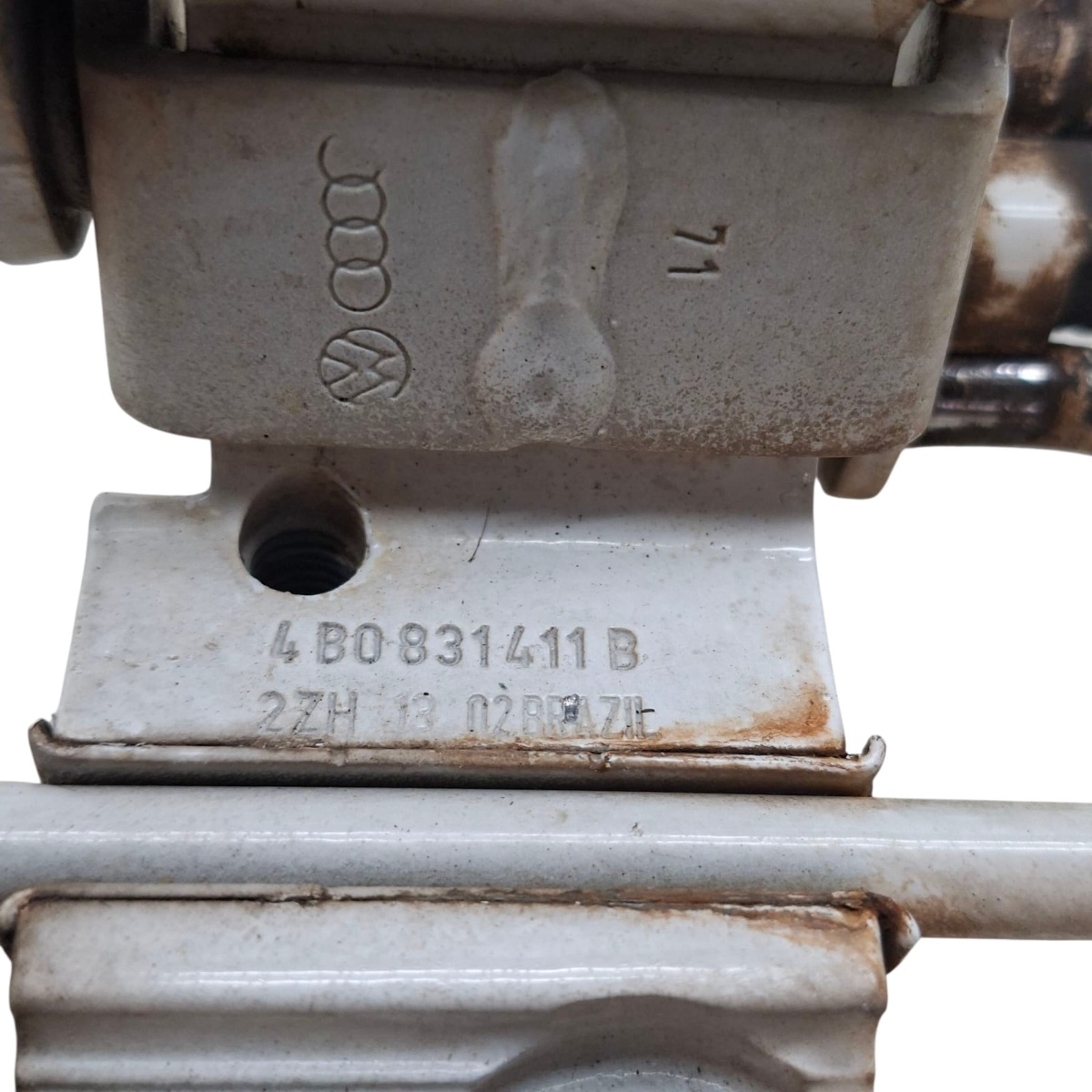 Dobradiça Porta Traseira Direita Vw Golf 2.0 2000 4B0831411B - Imagem 7