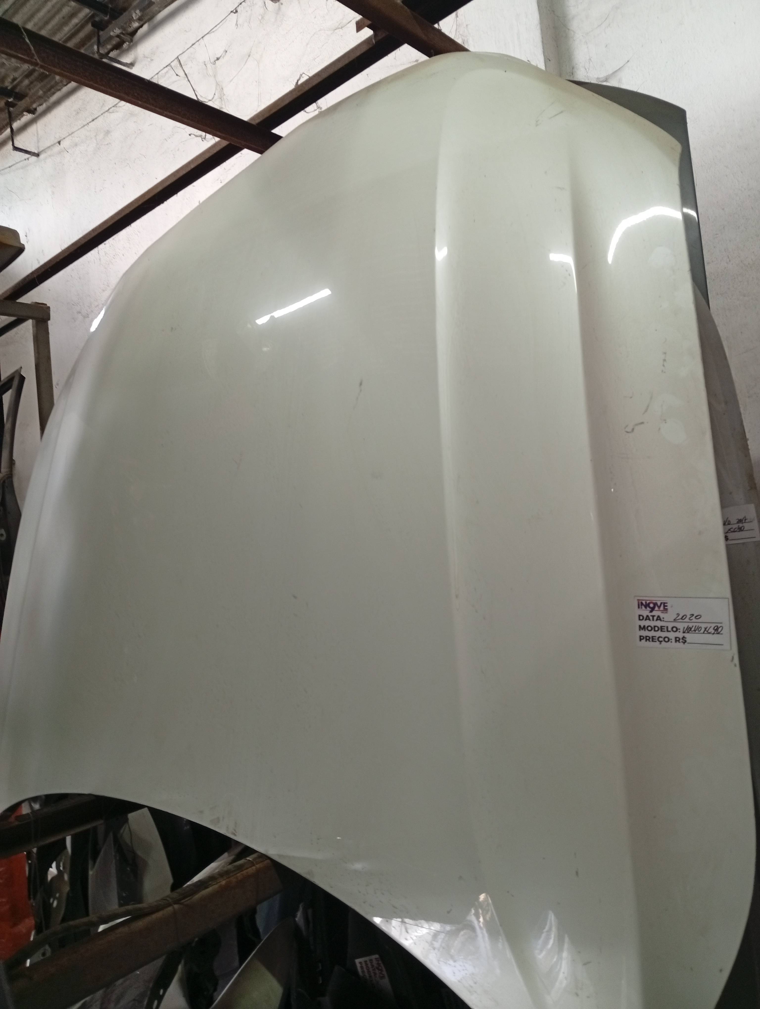 Capô Volvo XC90 2020