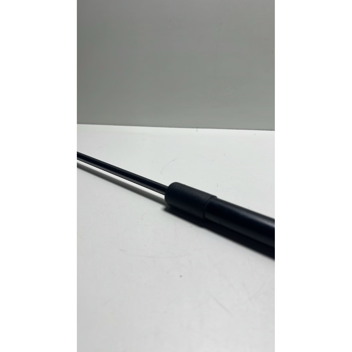 Amortecedor Tampa Tras Jetta Variant 2011 a 2013 1k9827550a - Imagem 3
