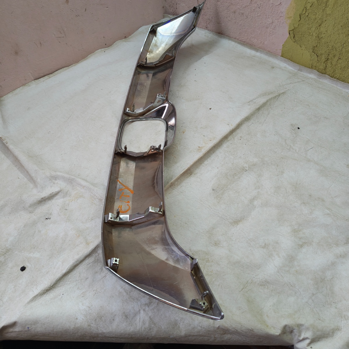 Moldura Cromada Grade Frontal Honda City 2015 A 2017 Prata Cromado - Imagem 3