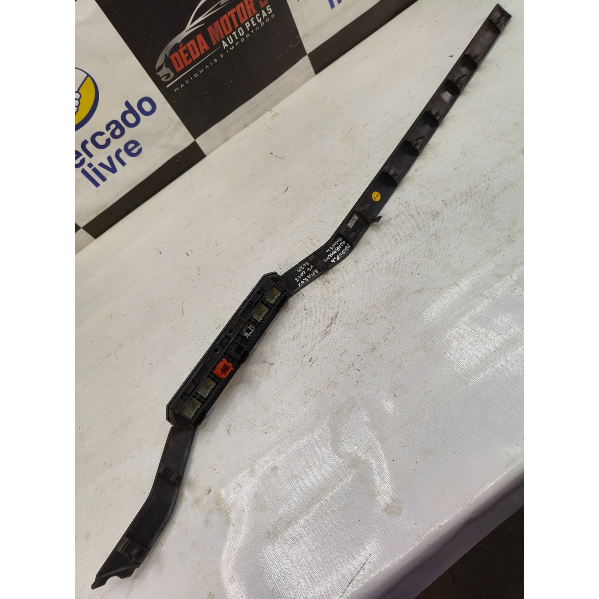 Moldura Painel Central C/Botões Amarok V6 17 A 24 2H3857116 - Imagem 4