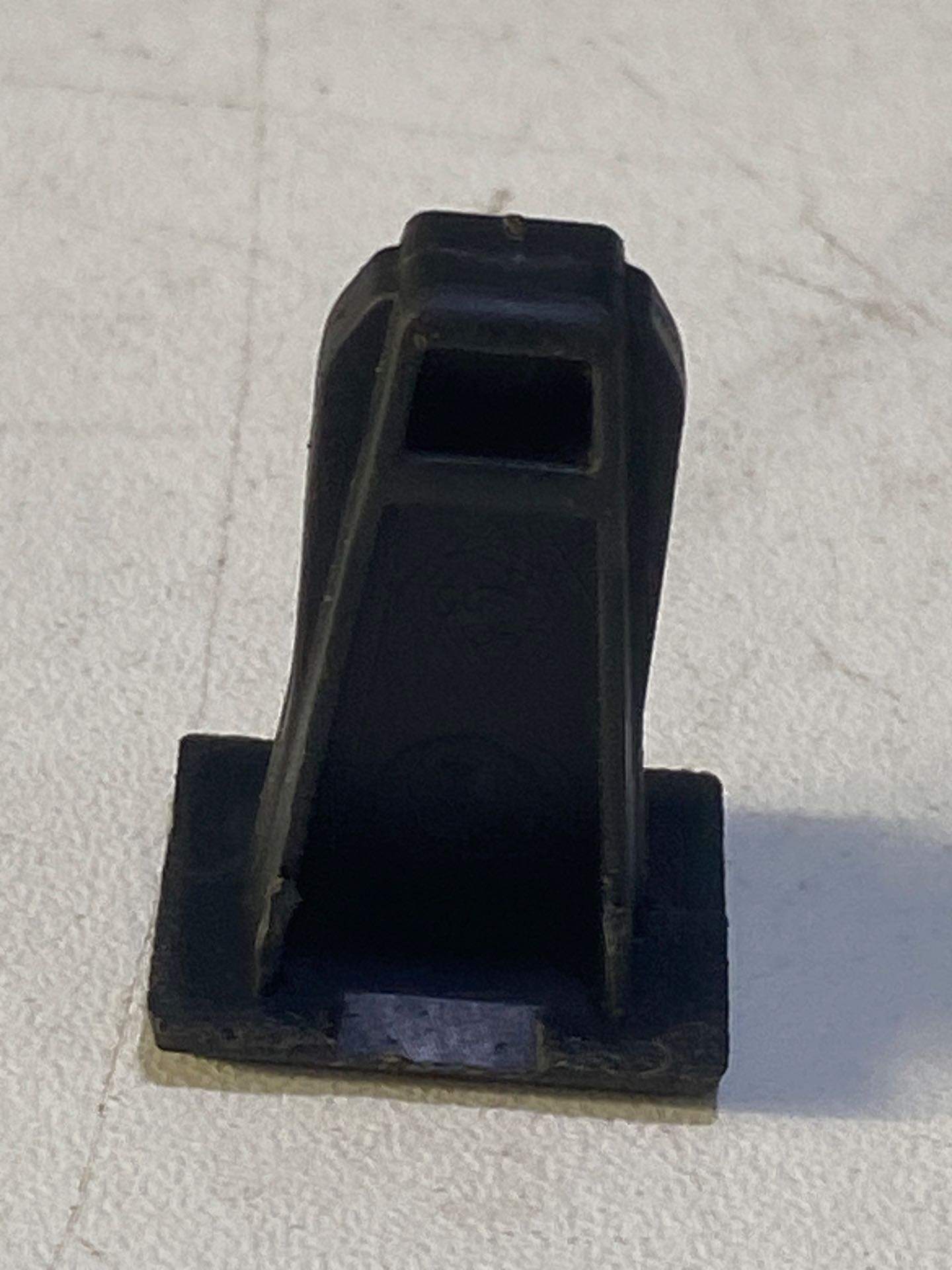 Grampo Moldura Parachoque Renault Master 2014/2022 - Imagem 3