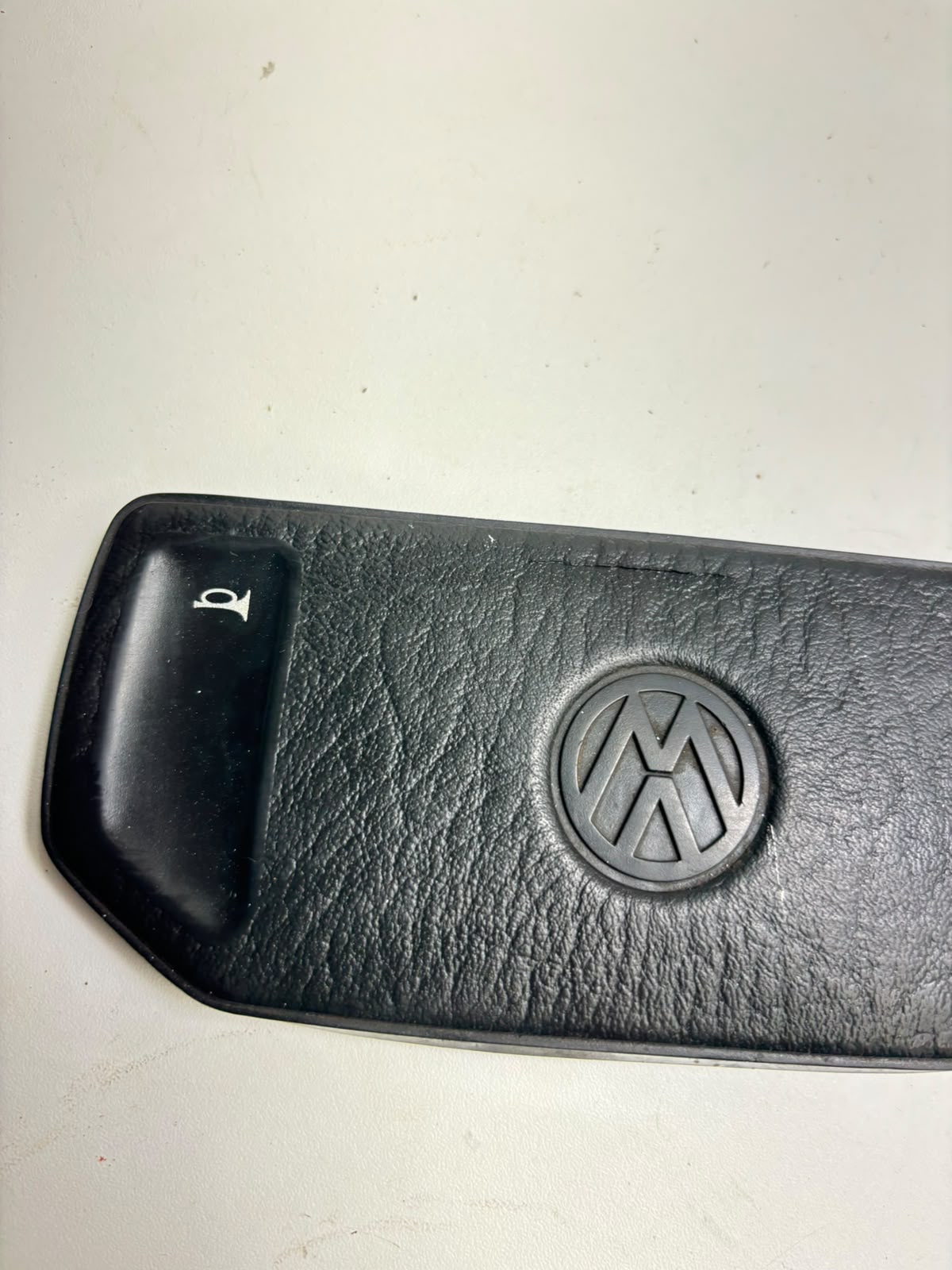 Tampa Capa Da Buzina Vw Gol Parati Original Preto - Imagem 2