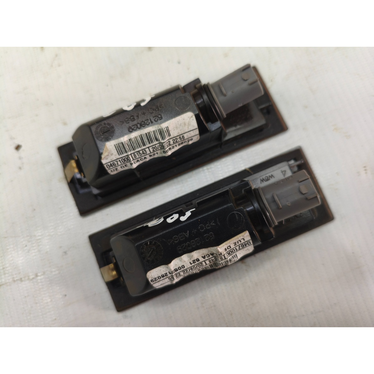 Kit 2 Lanterna Luz Placa Fiat Cronos Fastback 04671000 - Imagem 4