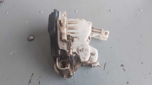 Fechadura Diant Esquerda Vw Gol G6 5u4837013ad - Imagem 4