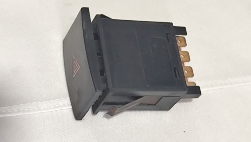 Botão Do Pisca Alerta Gol Saveiro Parati G3 1998 A 2006 Preto - Imagem 4