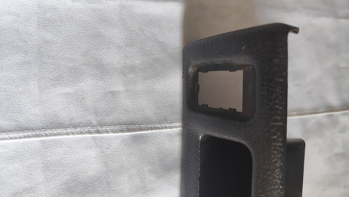 Moldura Regulagem Farol Peugeot 206 2000 A 2009 - Imagem 2