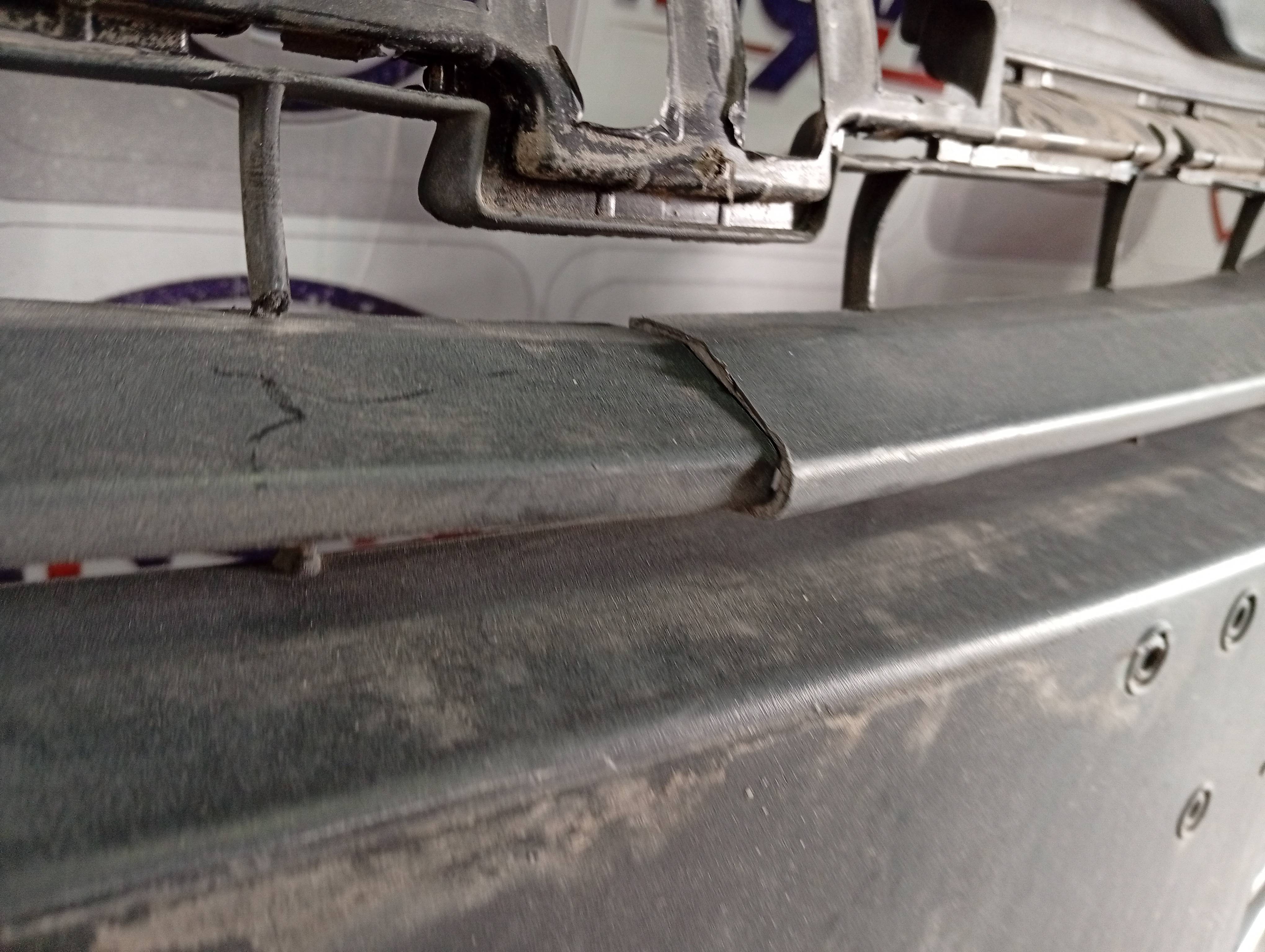 Grade Dianteira Onix Plus 2020 a 2025 - Imagem 2