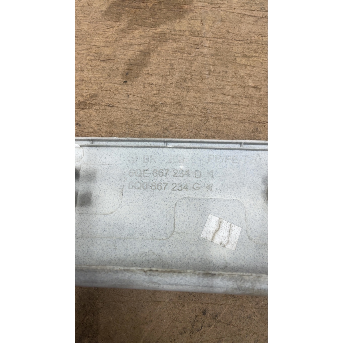 Moldura Coluna Dianteira Direita Vw Polo - Imagem 3