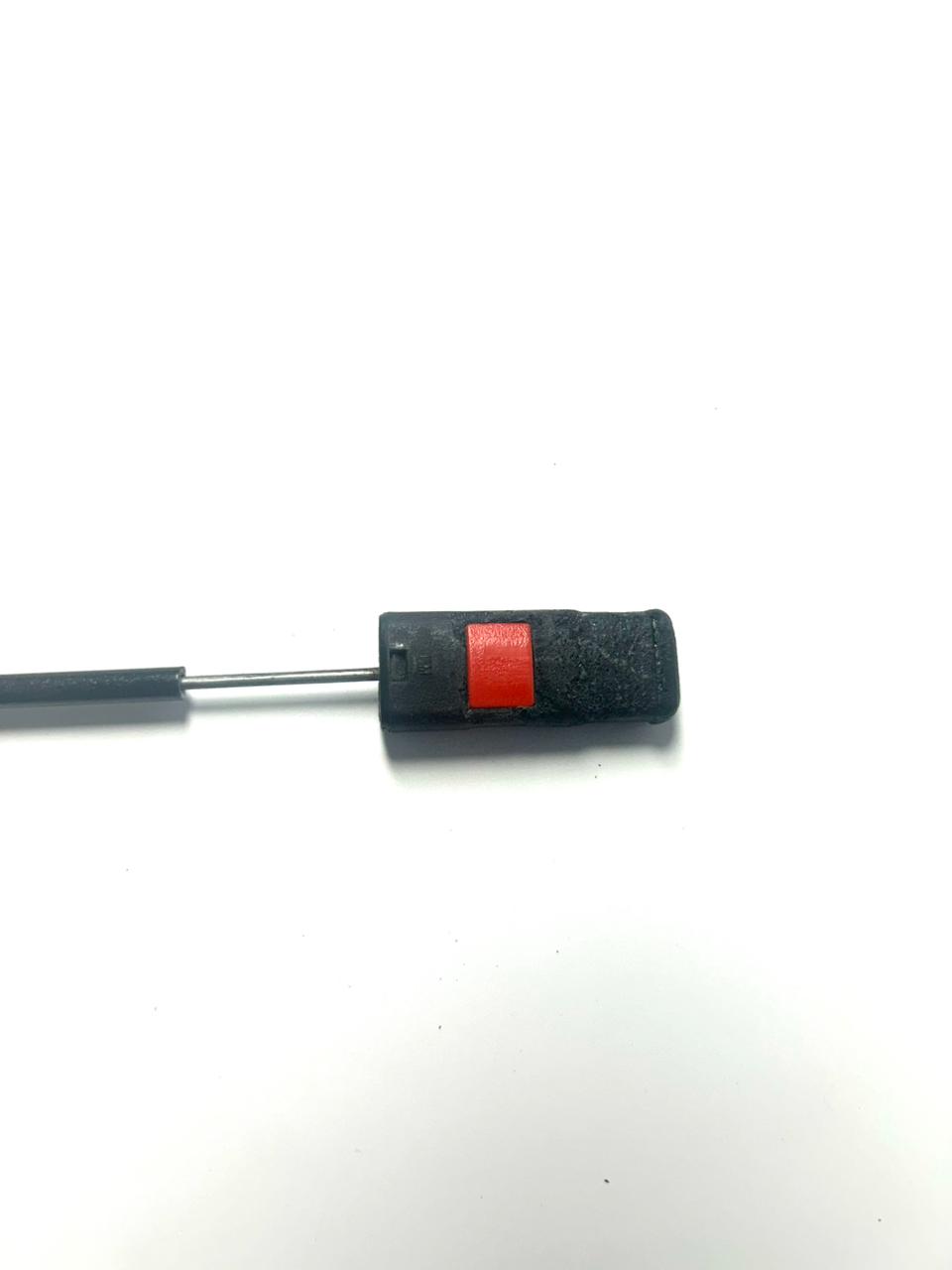 Pino Trava Fechadura Porta Dianteira Direita Corsa Sedan