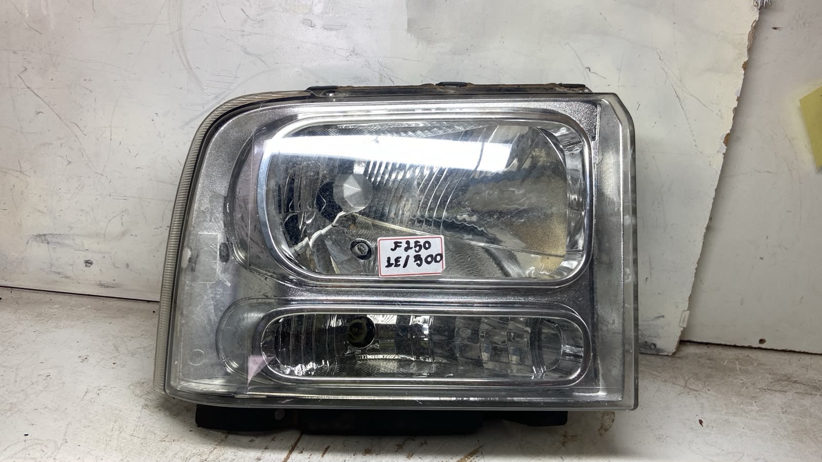Farol F250 Lado Direito 2010