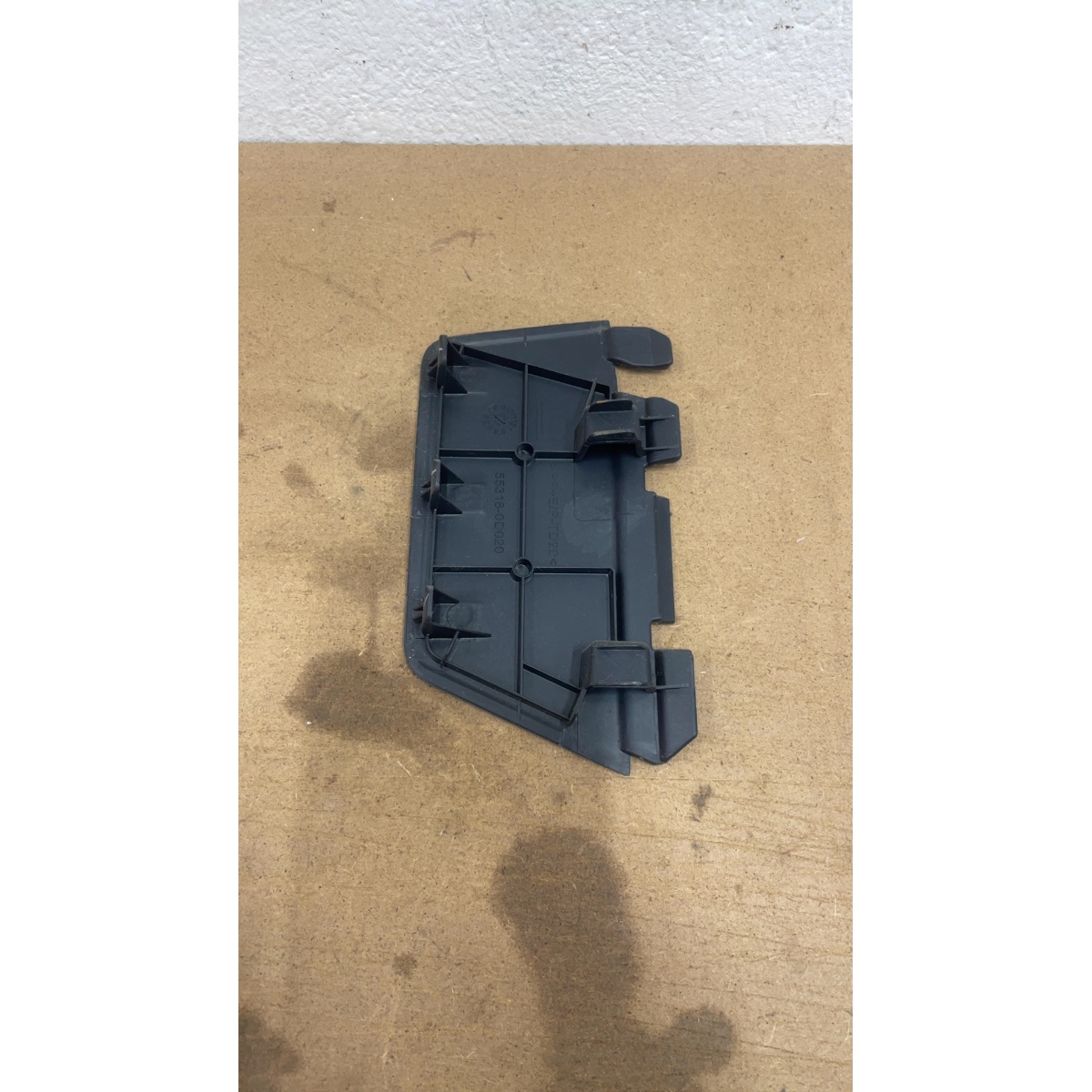 Acabamento Moldura Lateral Esquerdo Toyota Etios 2015 - Imagem 2