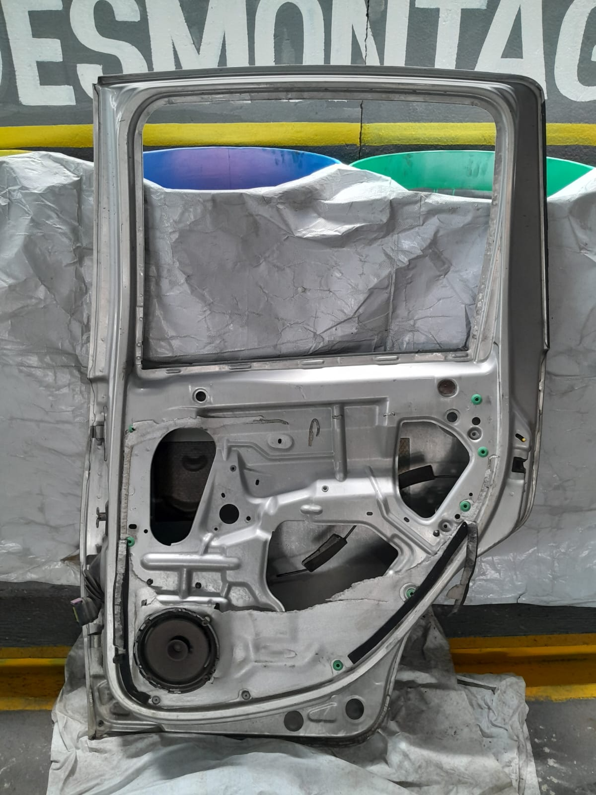 PORTA TRAS IDEA LD PRATA - Imagem 2