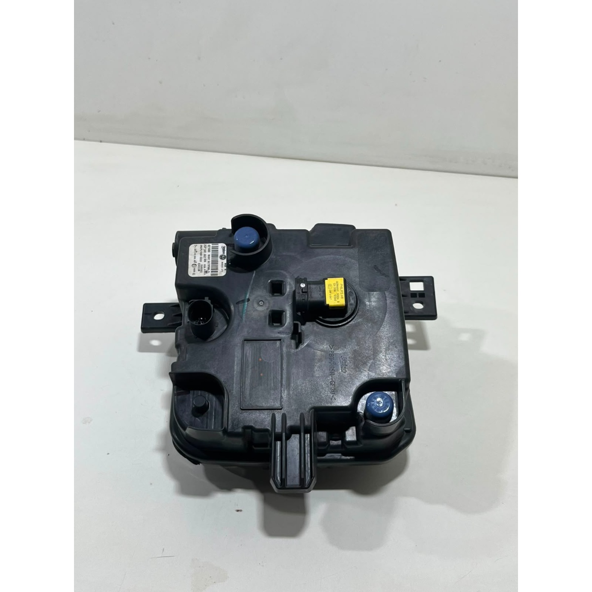 Farol Milha Auxiliar Direito Led T-cross 2gp941662 (usado) - Imagem 3