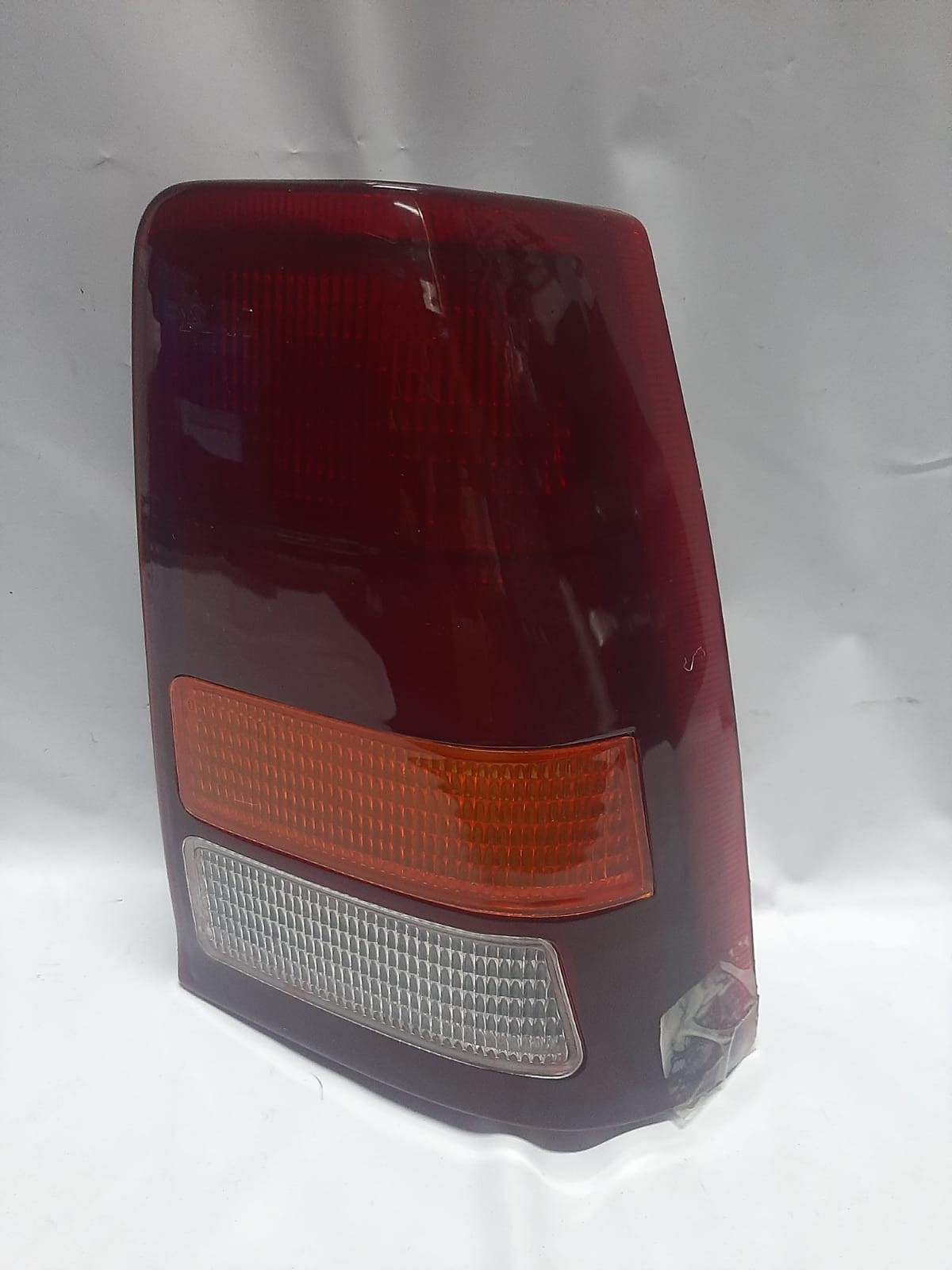 LANTERNA TRASEIRA KADETT 1989/1998 TRICOLOR CRISTAL LD C/AVA - Imagem 2