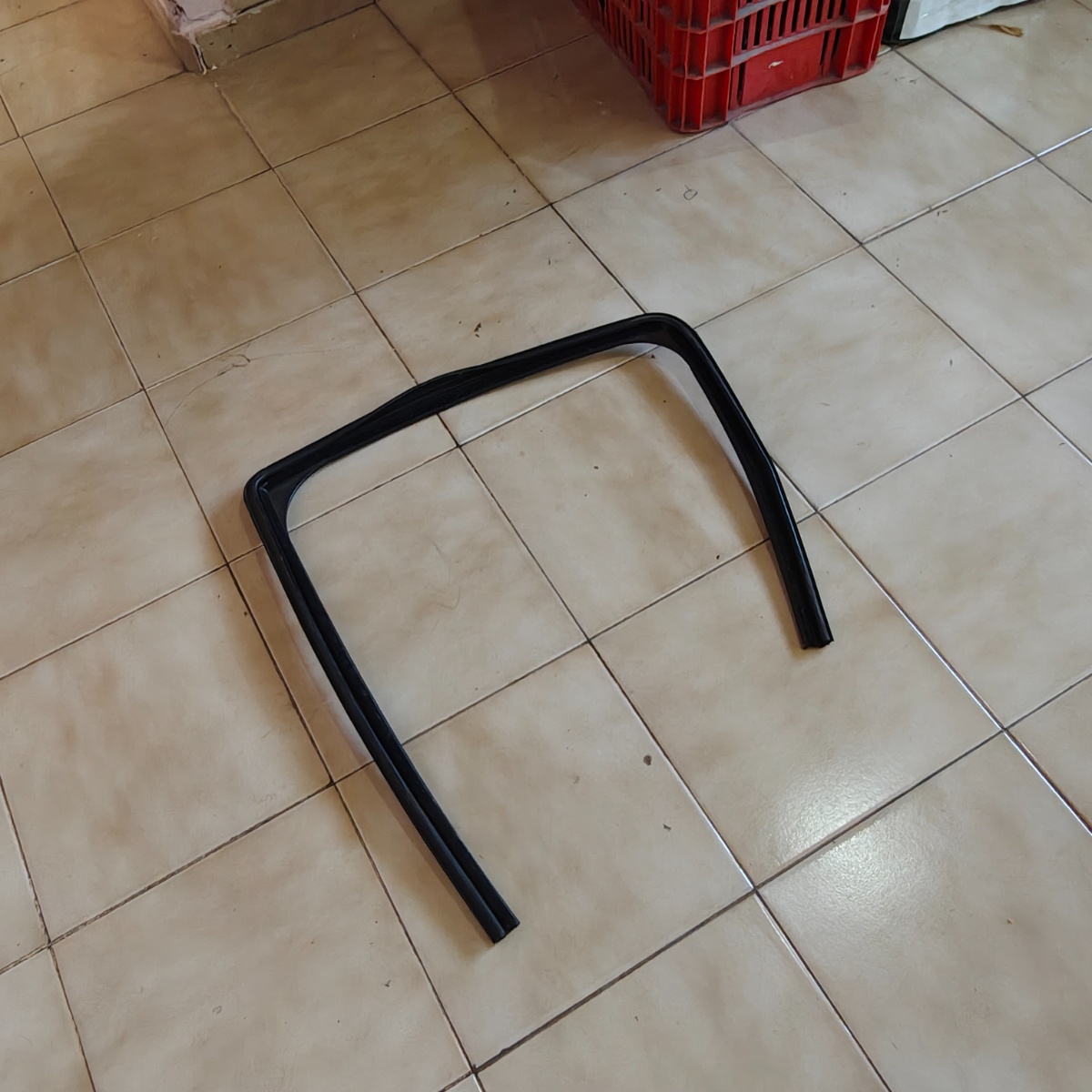 Canaleta Vidro Porta Traseira Esquerda C3 2013 A 2019 Orig Preto - Imagem 3
