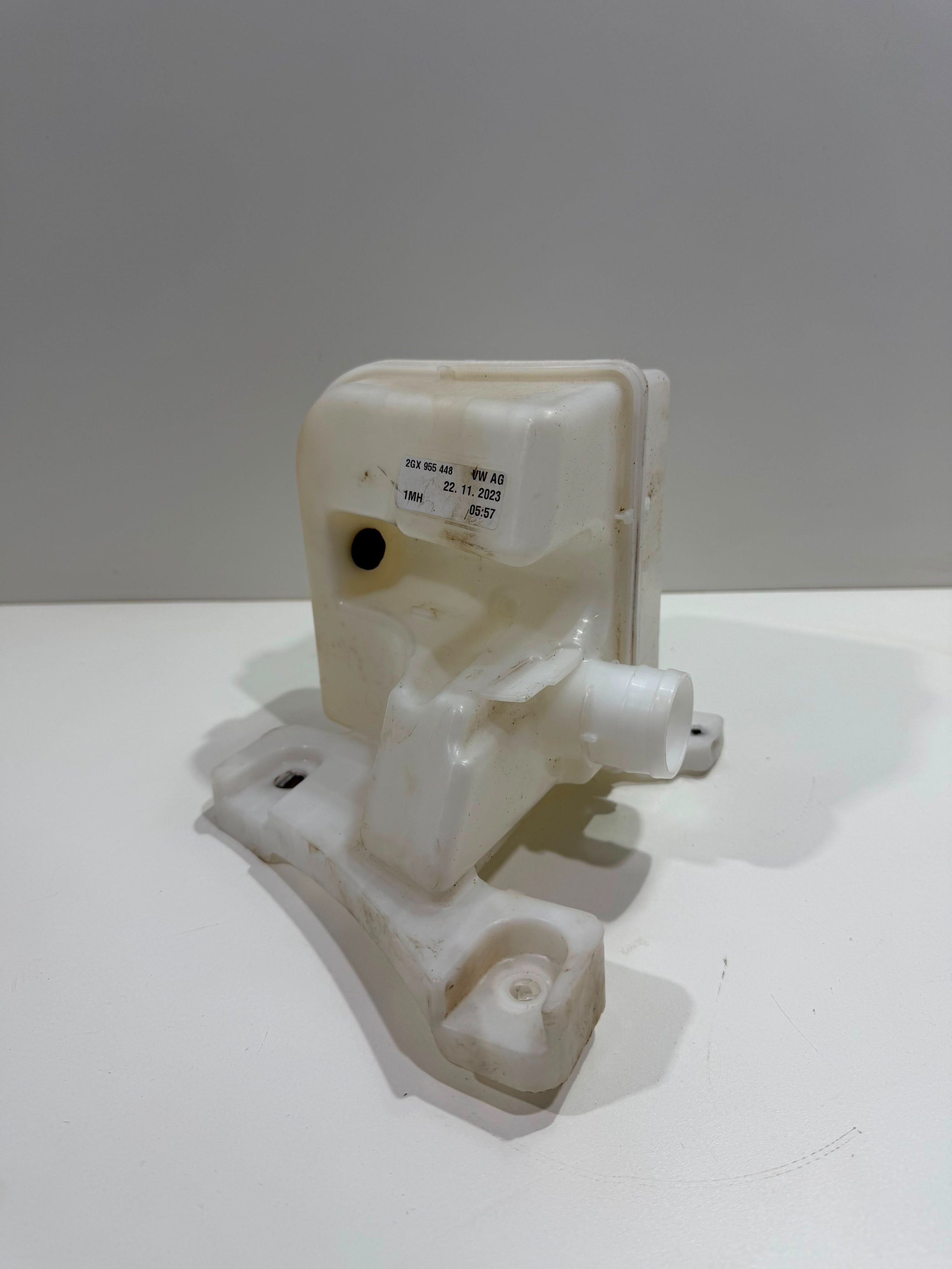 Reservatorio Água Limpador Parabrisa Vw Polo 23 C/ Uso Orig