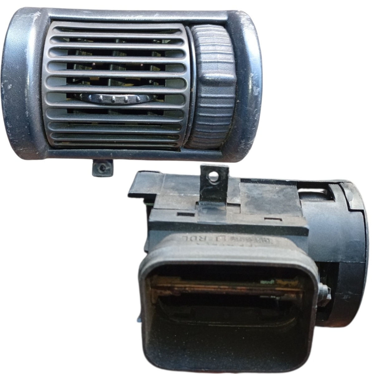 Difusor de Ar Direito GM Corsa 98/01