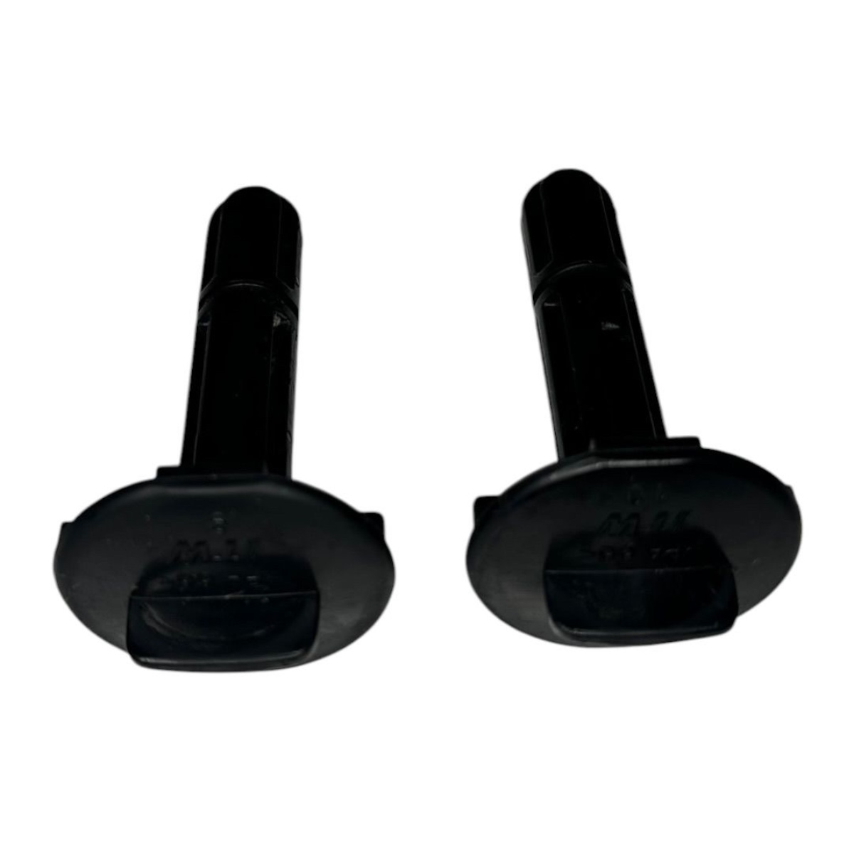 Pino Trava Radiador Sandero Logan Duster - Imagem 1