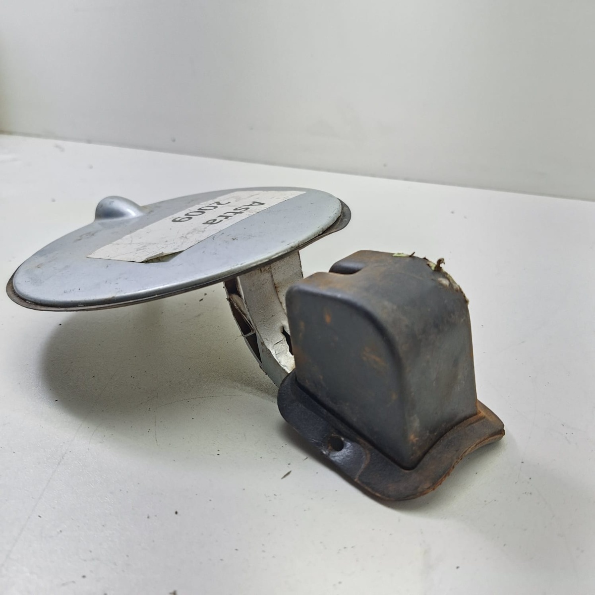 Portinhola Tanque Combustível Chevrolet Astra 99/11 90559413 Prata 1999 - Imagem 4