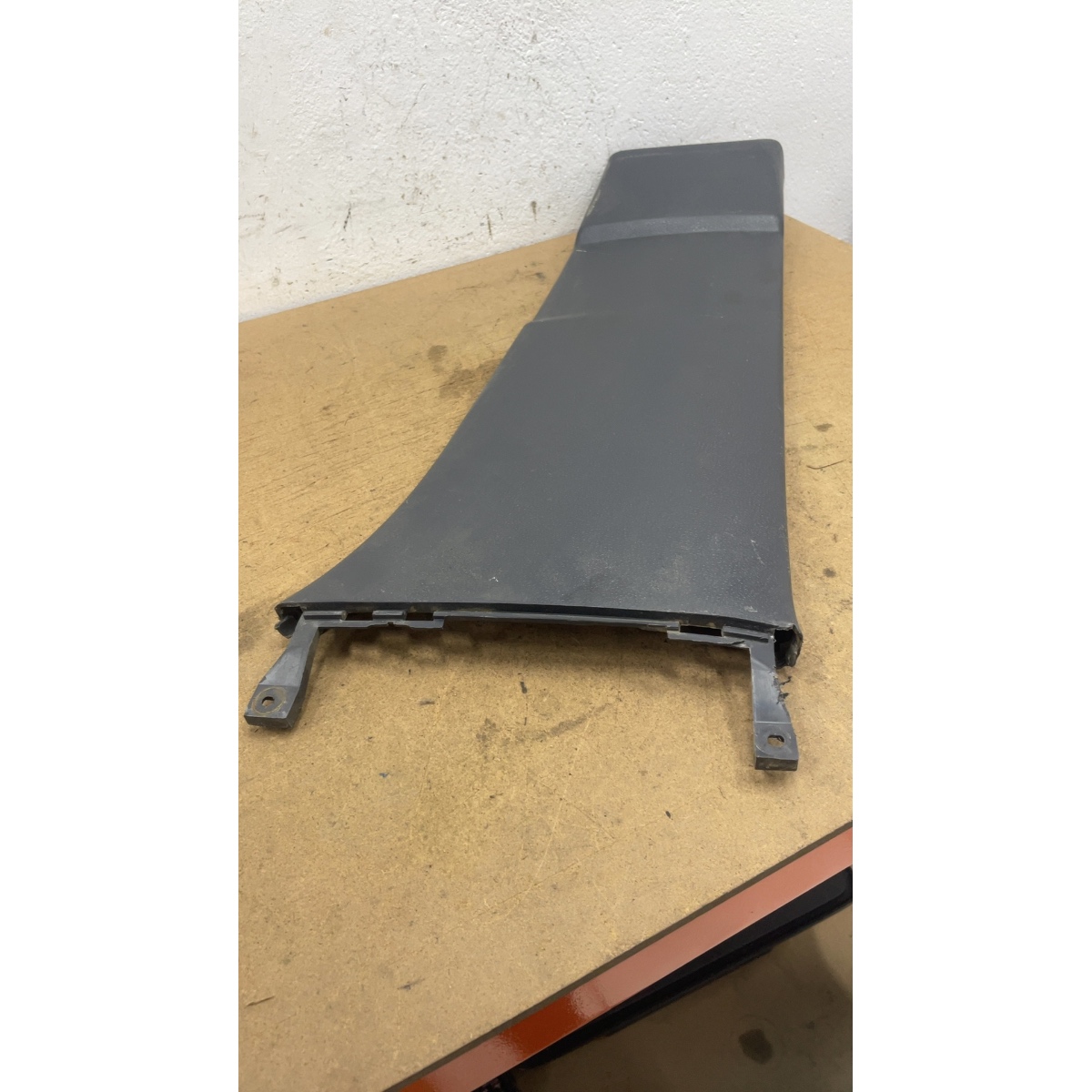 Moldura Coluna Vw Polo Direito 2003 2010