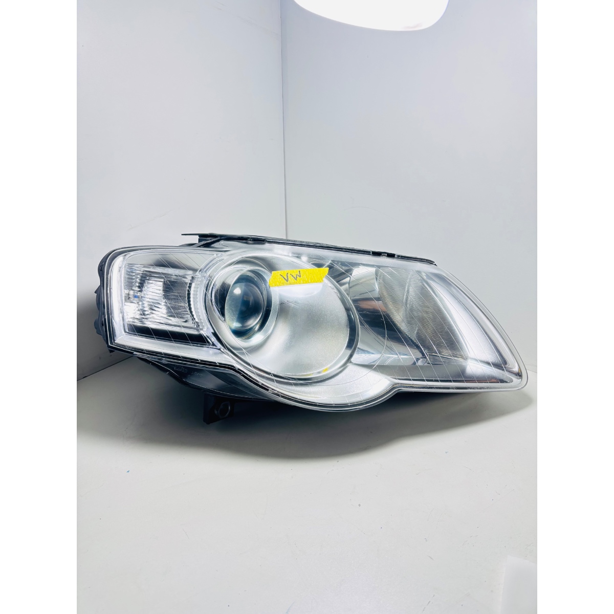 Farol Direiro Passat 2005 a 2010 Lado Direito Original - Imagem 8
