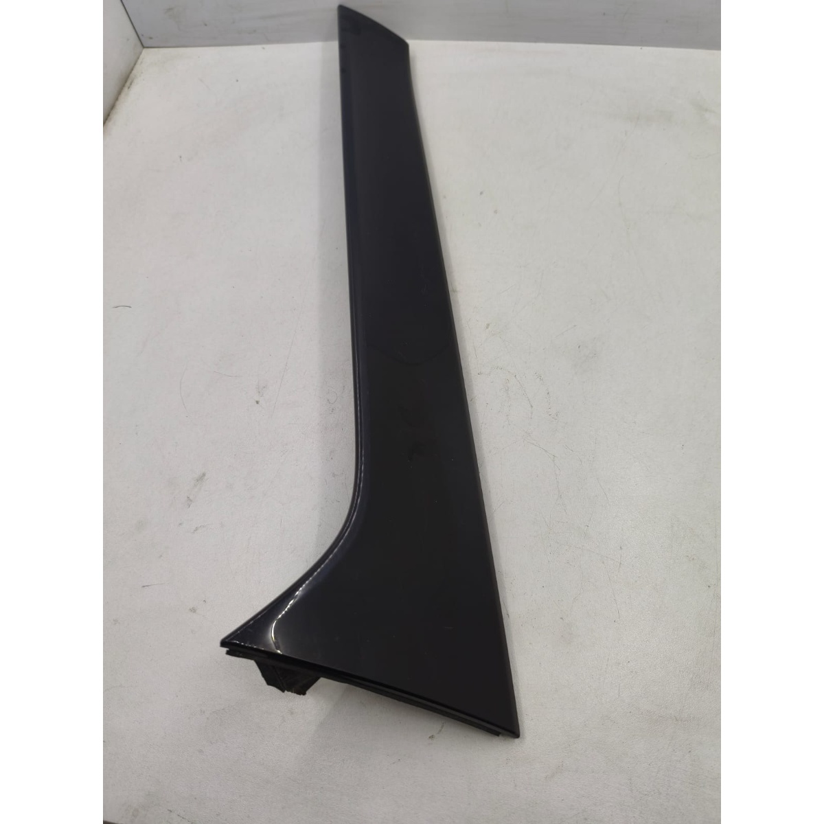 Aplique Moldura Tampa Traseira Audi Q5 17/24 Es 80A854871 - Imagem 4