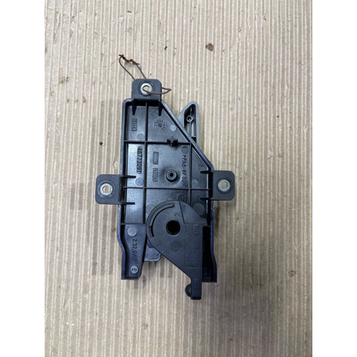 Suporte Interno De Maçaneta Fiat Doblò  Le Cinza - Imagem 3