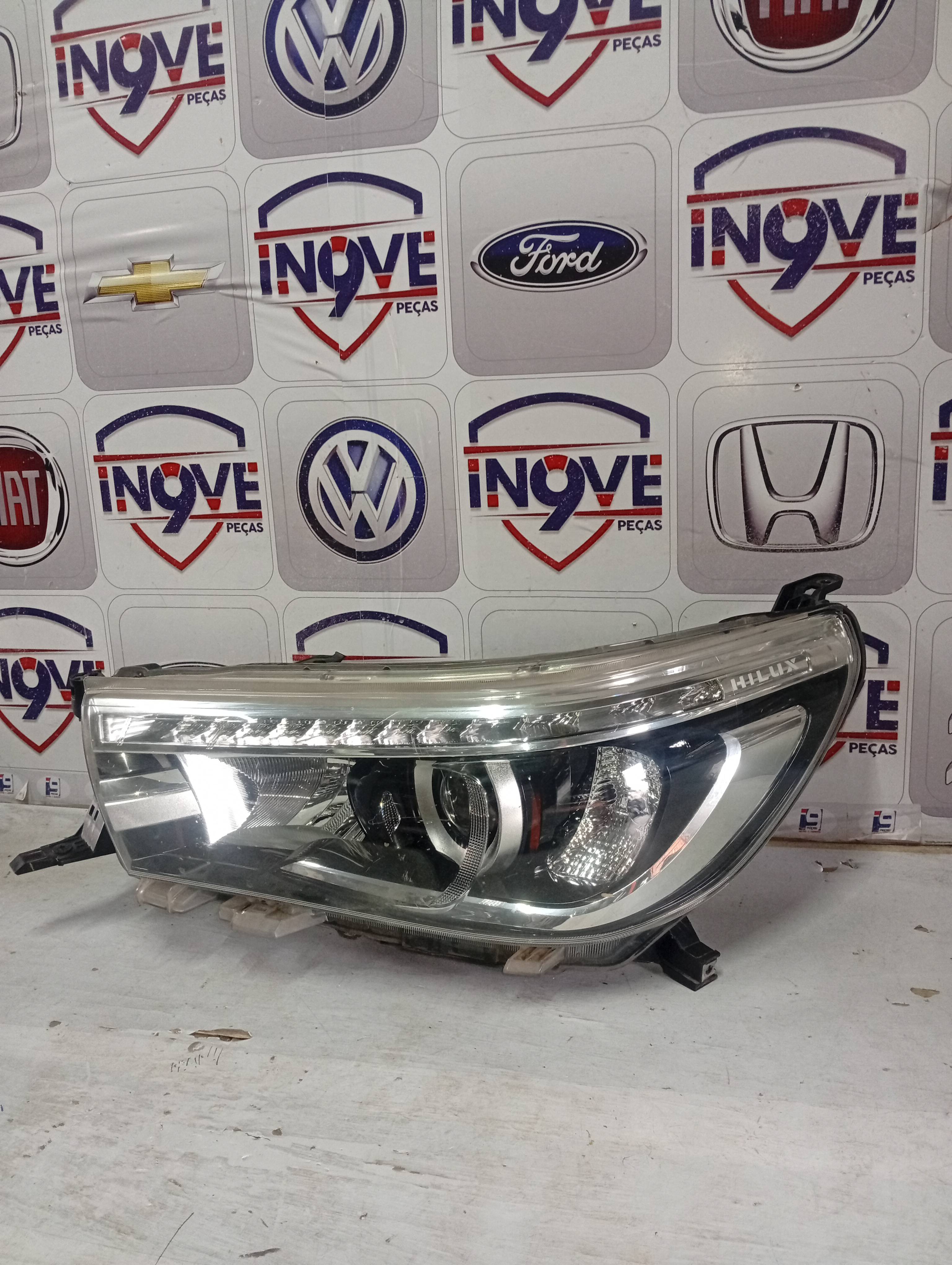 Farol LED Toyota Hilux SRX 2016-2019 - Imagem 3