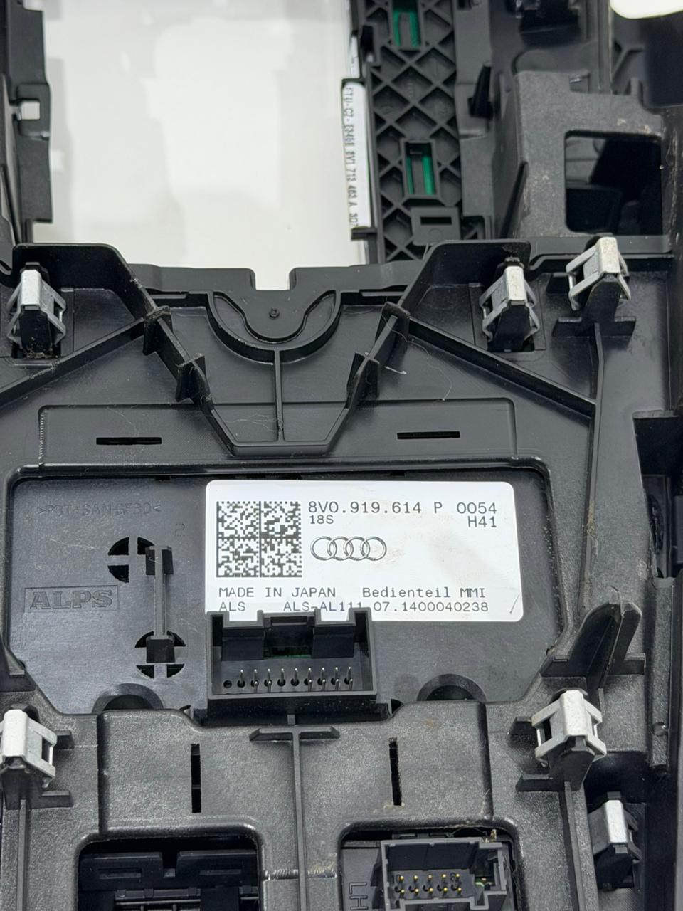 Moldura Console Cambio Completa Audi A3 8V1864261A - Imagem 4