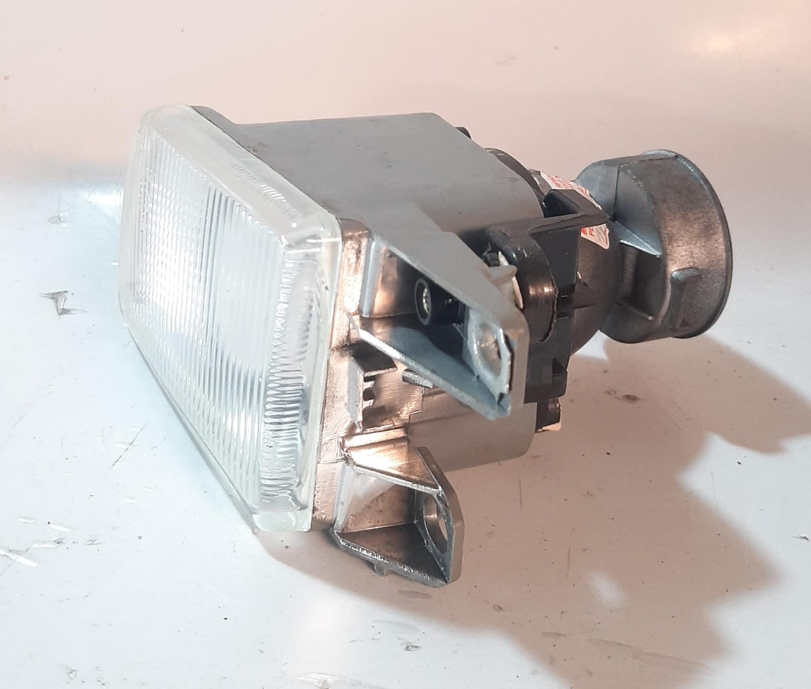 FAROL DE MILHA / AUXILIAR GOLF 1992/1996 LADO DIREITO NOVO - Imagem 4