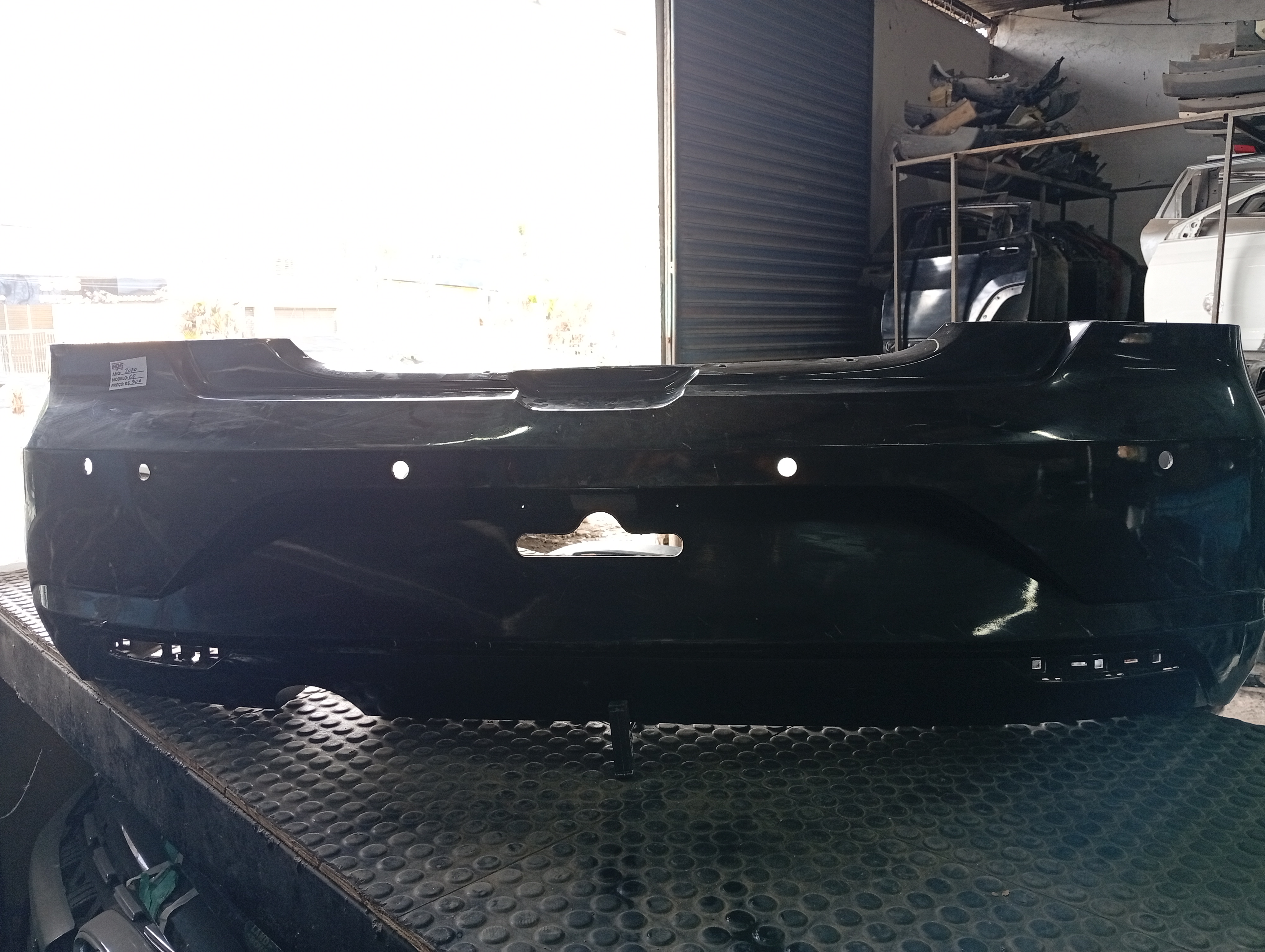 Para-choque traseiro gol 8 - Imagem 1