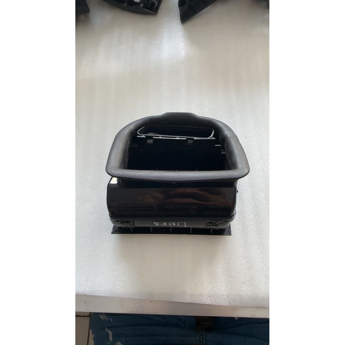 Difusor De Ar Esquerdo Fiat Linea E Punto - Imagem 3