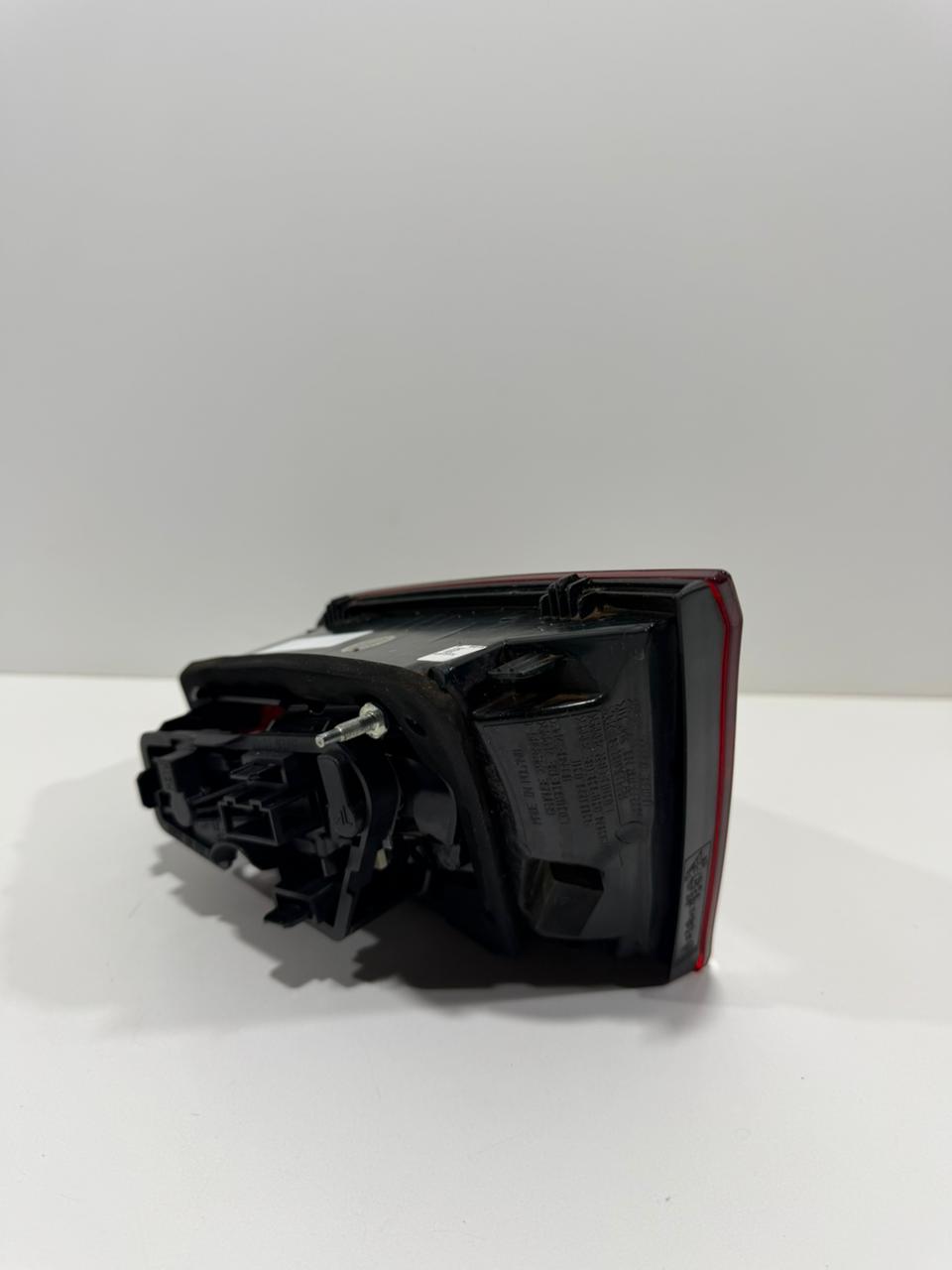 Lanterna Traseira Esq. Audi A3 Sportback 8V4945093 - Imagem 3