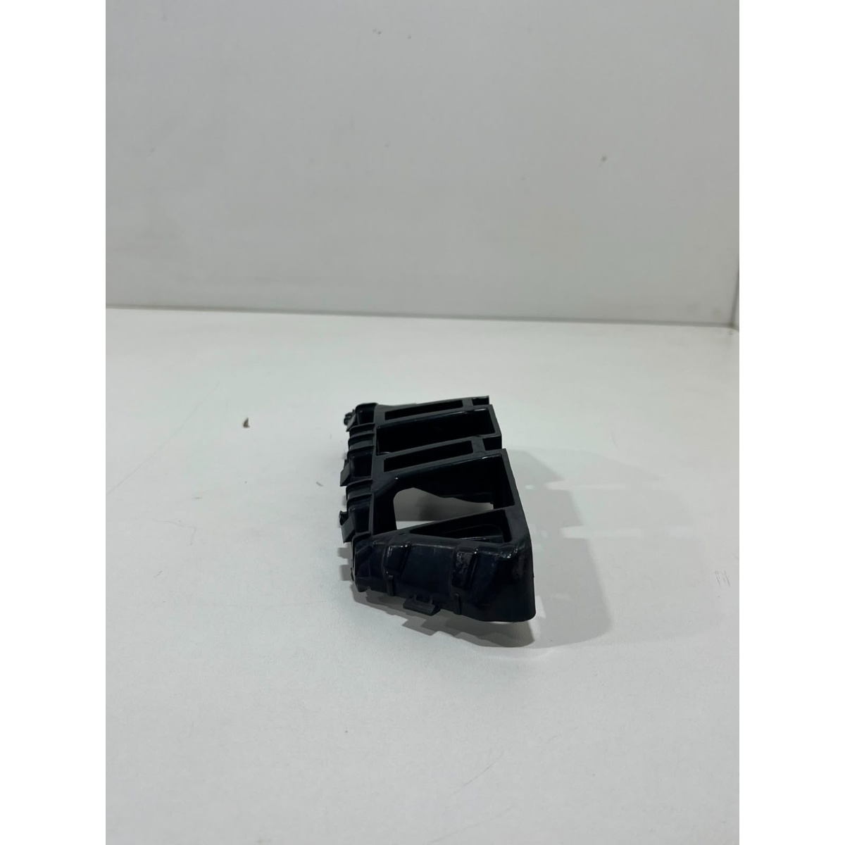 Suporte Parachoque Diant Esquerdo Tiguan Vw 5N0807183D - Imagem 3