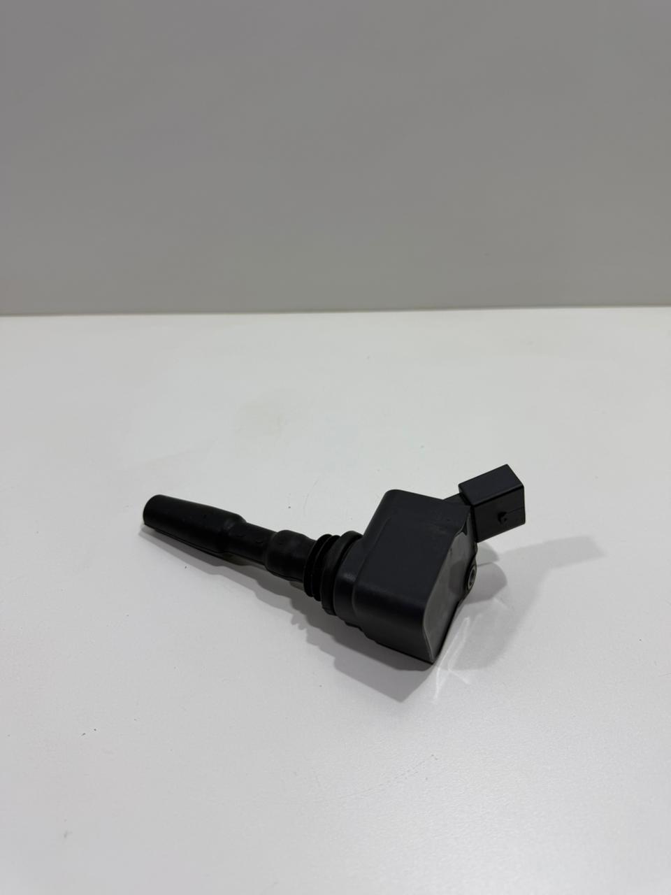 Bobina de Ignição VW Polo 04E905110Q - Imagem 2