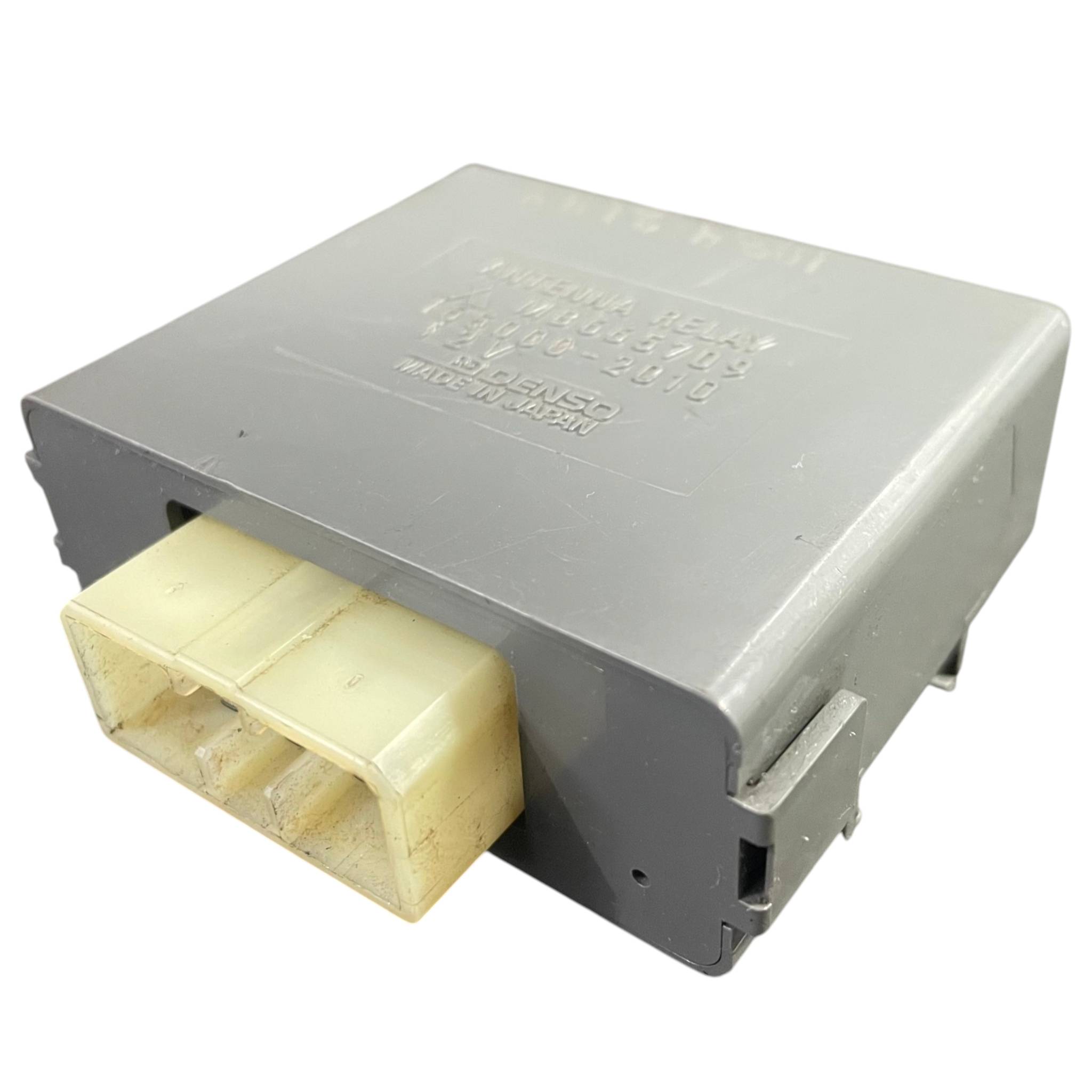 Modulo Amplificador Antena Pajero Sport 97-07 MB665709 - Imagem 2