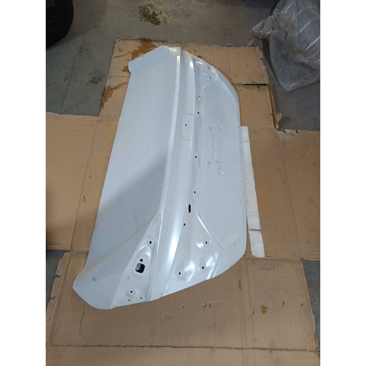 Tampa Traseira Honda Civic G10 Com Avaria Para Recuperar Branco