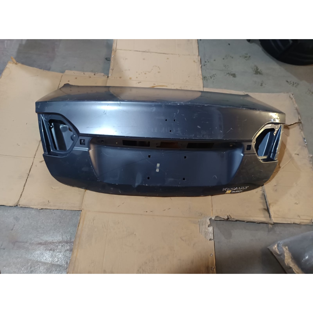 Tampa Traseira Renault Megane 2018 Azul (possivelmente Metálico)