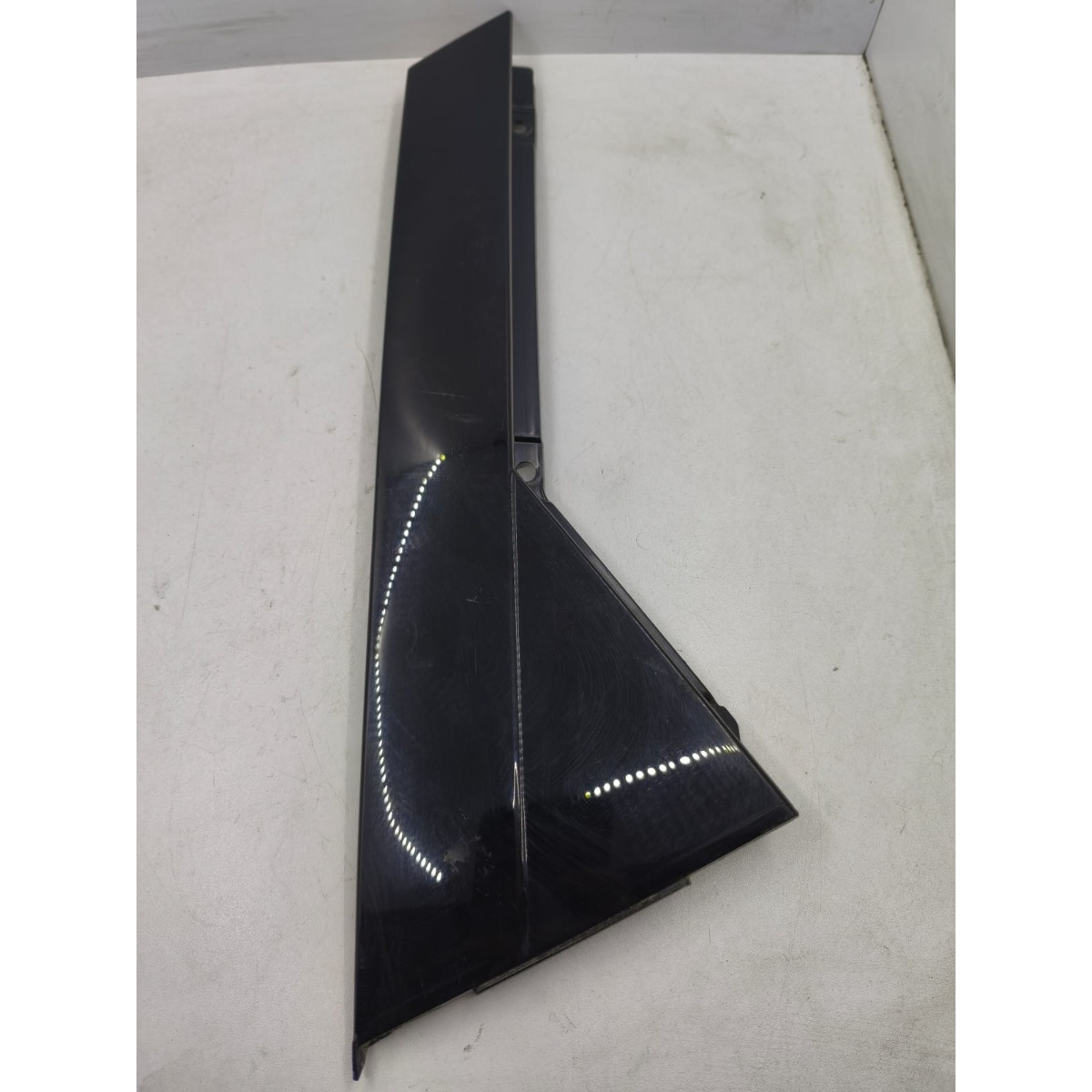 Acabamento Moldura Porta Traseira Direita Audi Q5 2020 2025 - Imagem 2