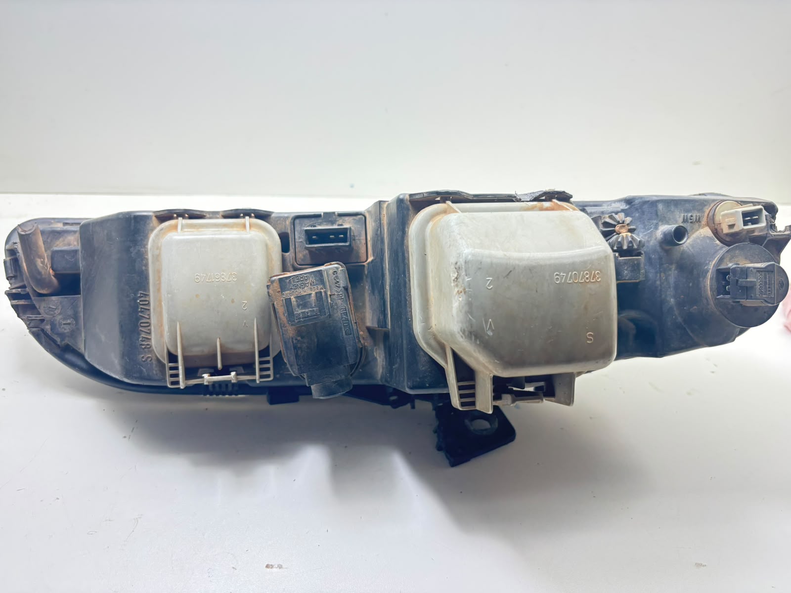Farol Dianteiro Esq Fiat Marea 1998 A 2000 Detalhe Esquerdo/motorista - Imagem 6