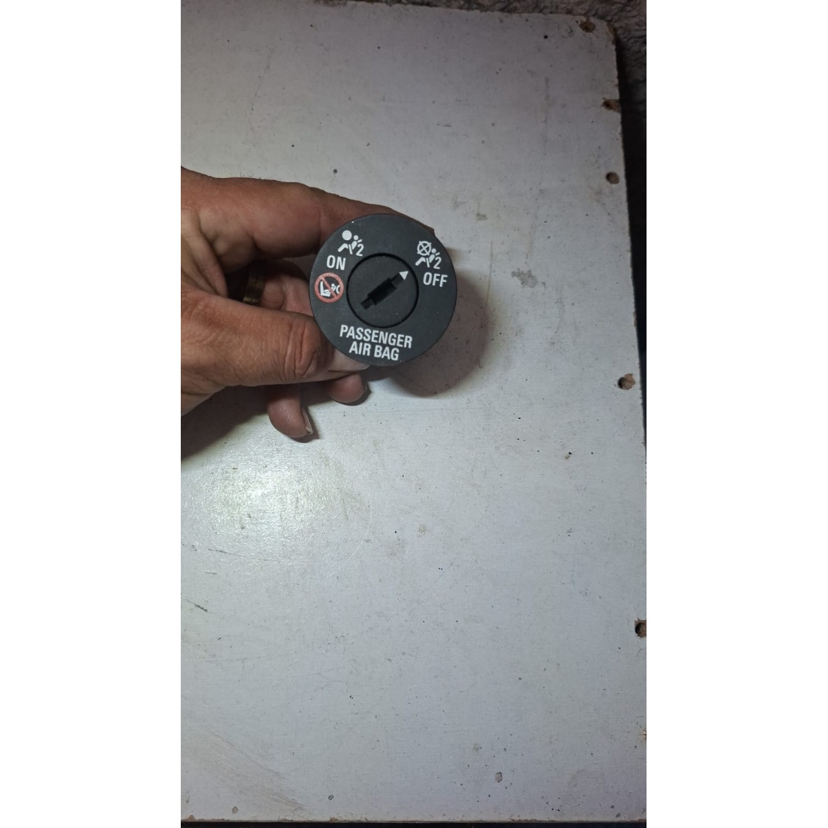 Chave On Off Airbag Passageiro Chevrolet Gm Onix 2021 A 2025 Preto