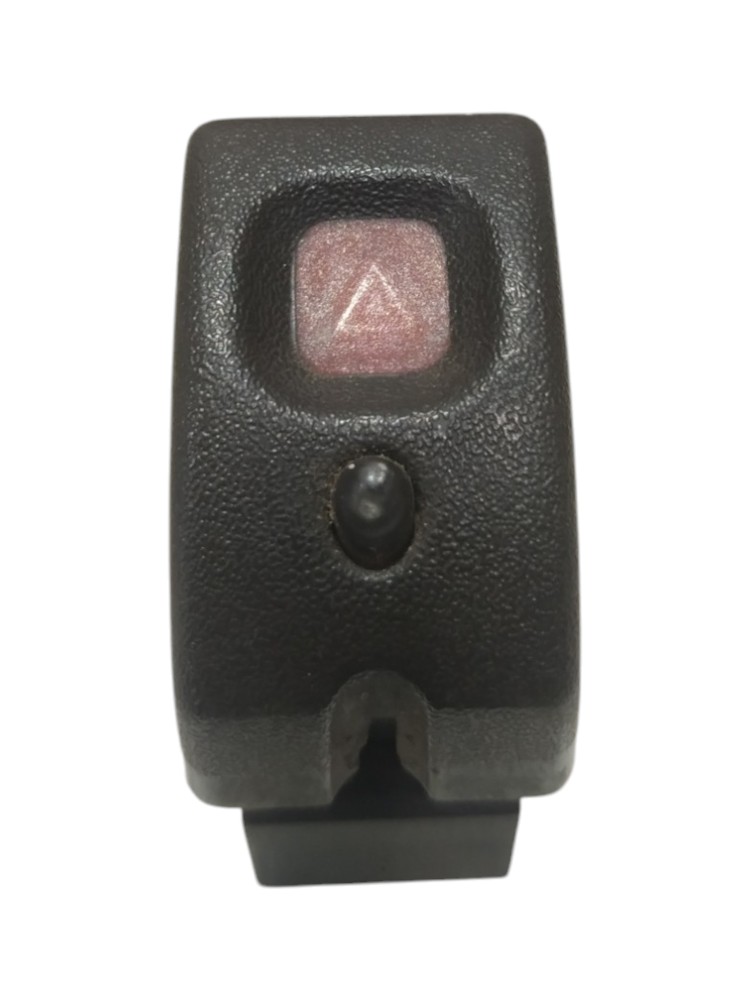 Botão Pisca Alerta Interruptor Gm Classic Corsa 94 93253179 - Imagem 2