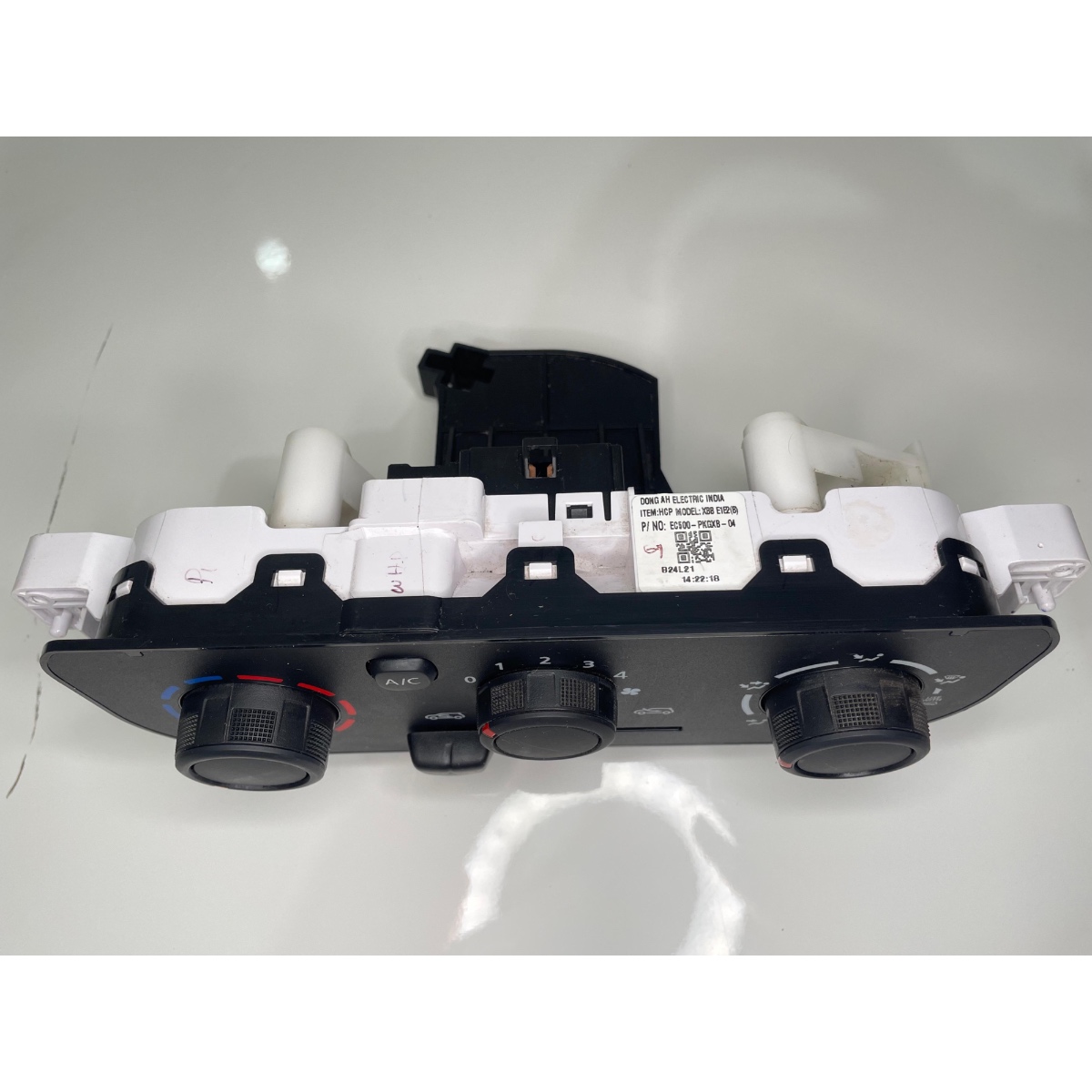 Comando de Ar Renault Kwid 2018 Original - Imagem 6