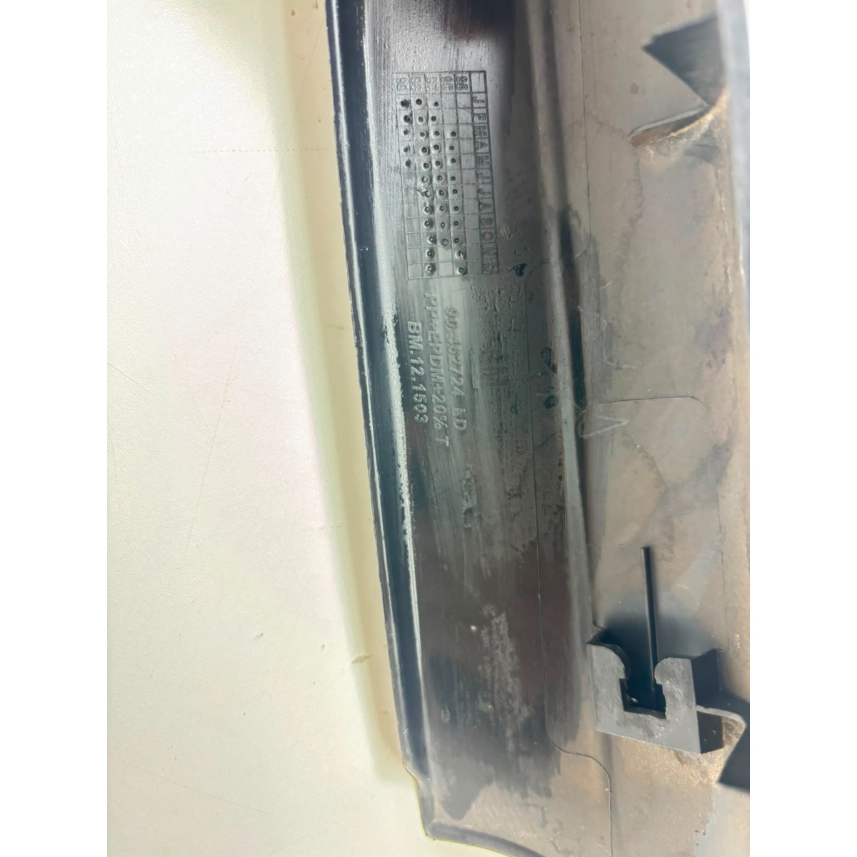 Moldura Acabamento Direita Para Brisa Vectra 97 Original Gm - Imagem 2