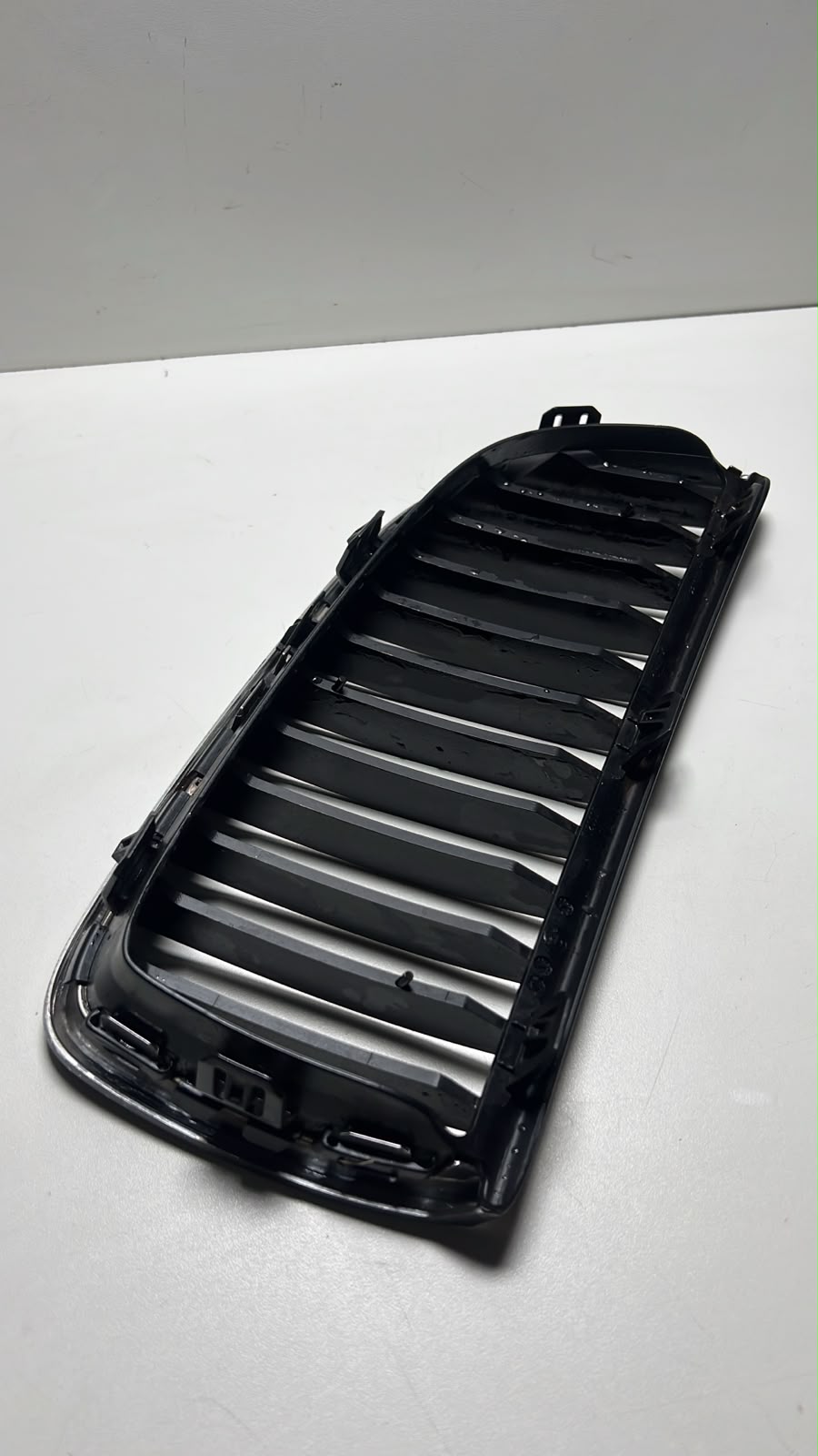 Grade Frontal Bmw Serie 3 E36 L.E 1996 a 2000  51138195151 - Imagem 2