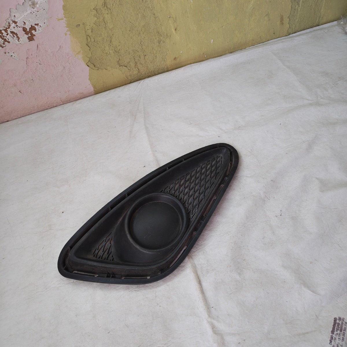 Moldura Farol Milha Direito Hb20s 2012 A 2015 Original Direito - Imagem 2