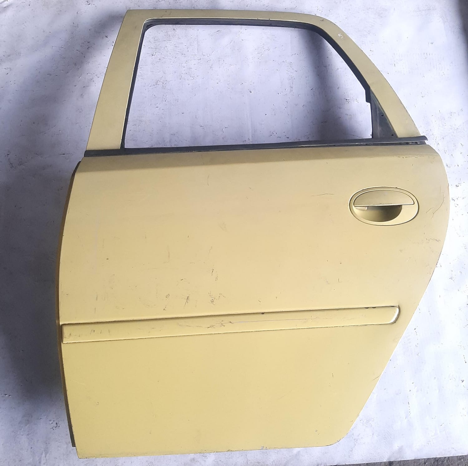 PORTA TRASEIRA MERIVA LADO ESQUERDO (AMARELO)